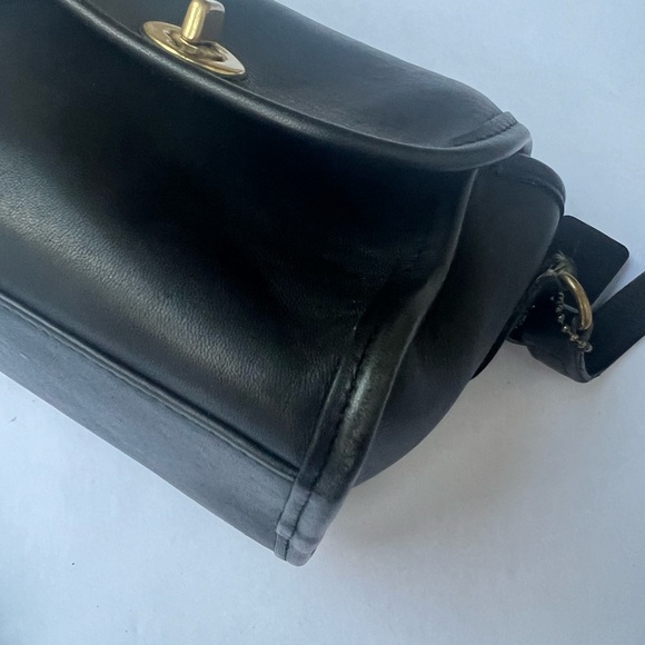 Vintage Coach Emmie Flap leather Bag - Picture 7 of 11